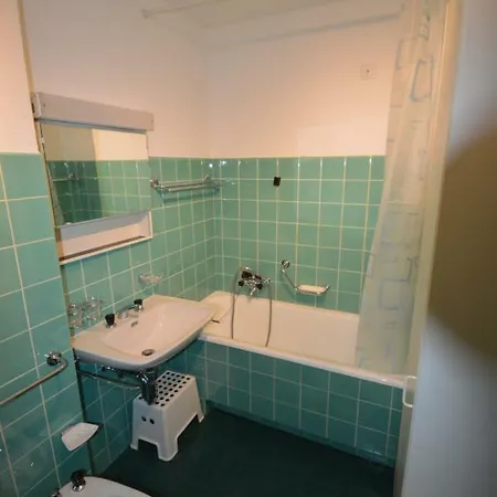 Anna House Apartment *